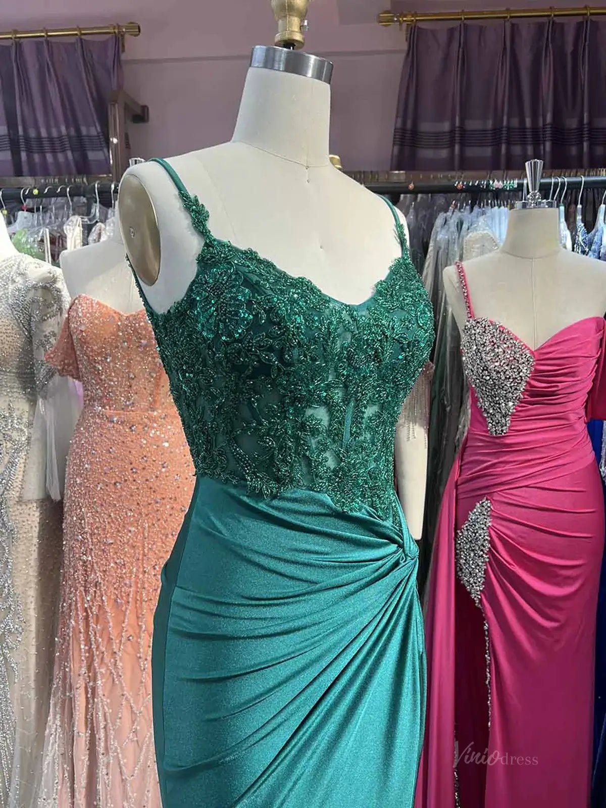 Elegant Satin Mermaid Prom Dress 2025 with Slit, Spaghetti Strap & Lace Bodice – FD5045 - Viniodressprom dressesGreenCustom Size - Formal Dresses - Ball Gowns