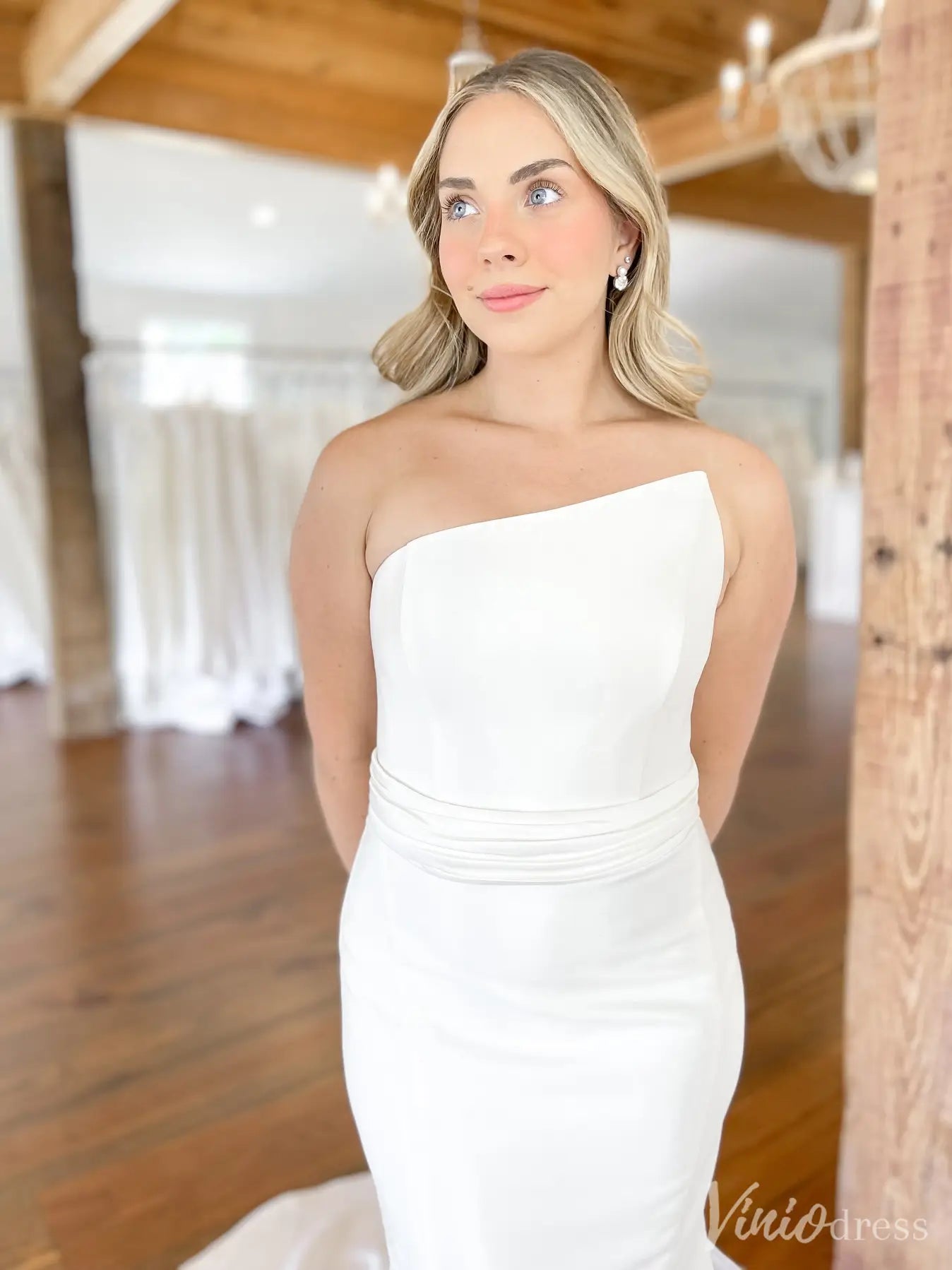 Elegant Satin Mermaid Wedding Dress with Asymmetrical Neckline and Chapel Train – VW2526-wedding dresses 2025 -Viniodress-White-Custom Size-