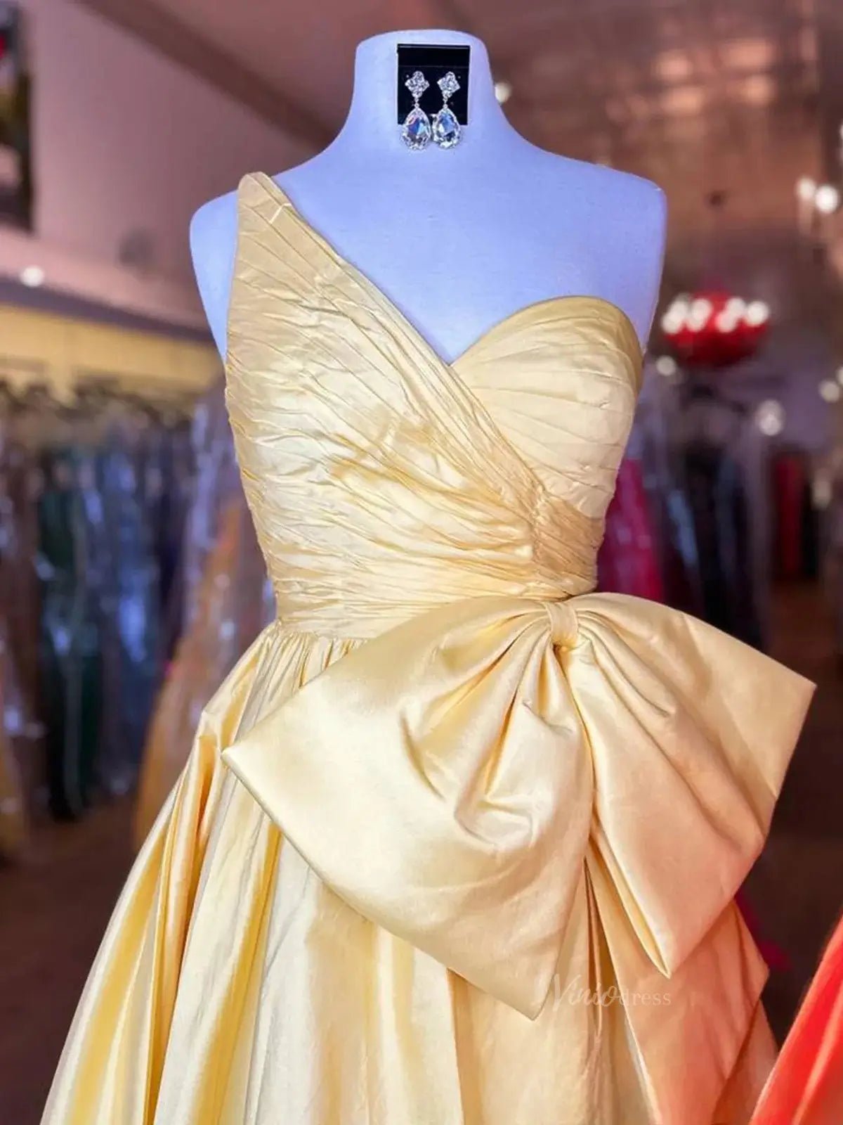 Elegant Satin One Shoulder Prom Dresses with Bow & Pockets - FD5139-prom dresses 2025 -Viniodress-Champagne-Custom Size-