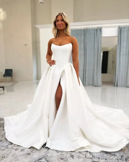 Elegant Satin Strapless Wedding Dress with Structured Bodice, High Slit & Dramatic Chapel Train – MS128-wedding dresses 2025 -Viniodress-Ivory-Custom Size-