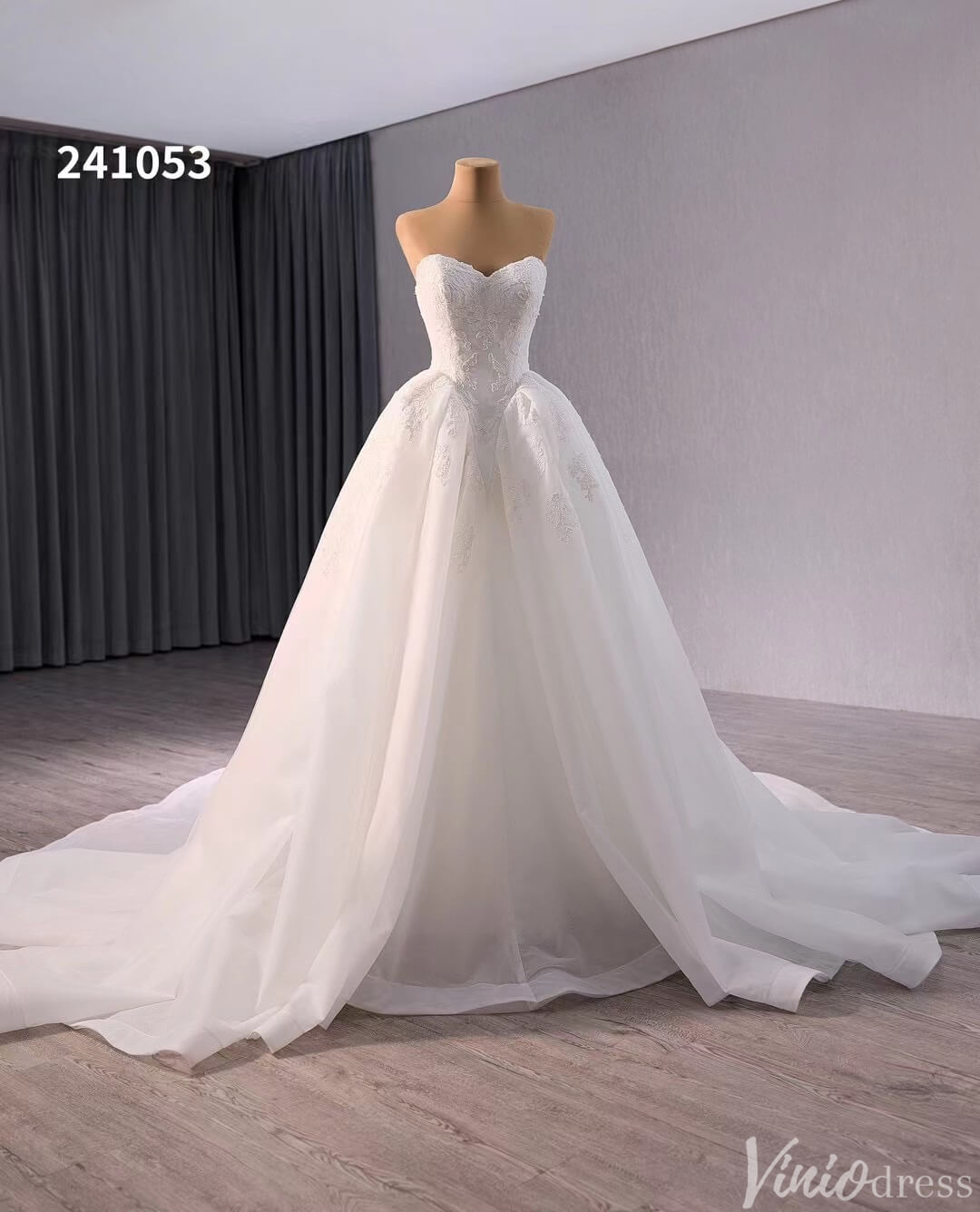 Elegant Strapless Lace Applique Wedding Gown Sweetheart Neck Bridal Dress 241053-wedding dresses 2025 -Viniodress-Ivory-Custom Size-