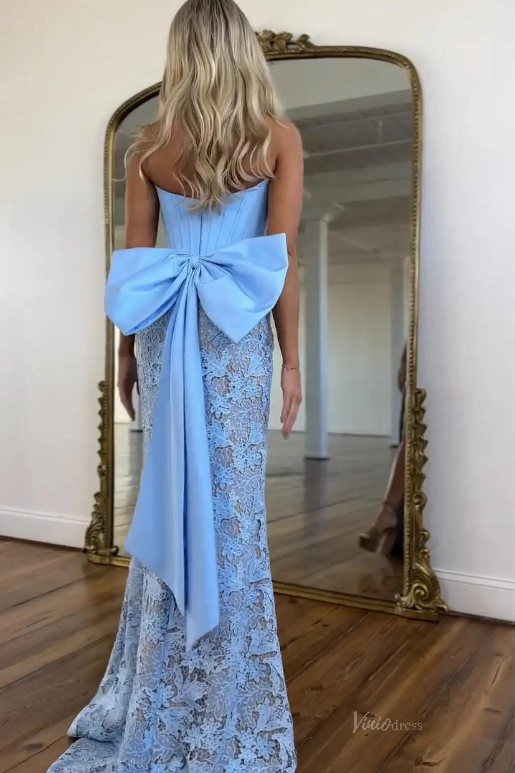 Elegant Strapless Lace Mermaid Prom Dress with Satin Corset Bodice, Oversized Bow Back & High Slit – LP047-Prom Dresses 2026-Viniodress-Light Blue-US 0-