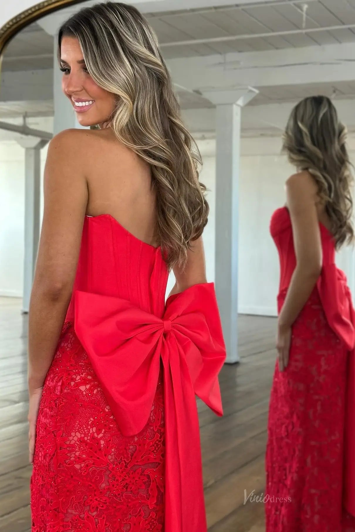 Elegant Strapless Lace Mermaid Prom Dress with Satin Corset Bodice, Oversized Bow Back & High Slit – LP047-Prom Dresses 2026-Viniodress-Light Blue-US 0-