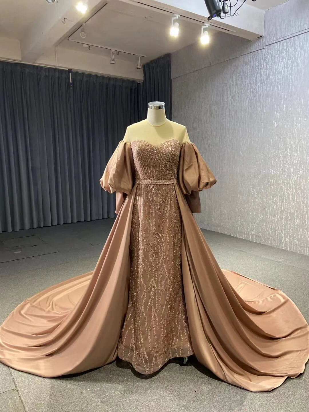 Emerald Green Beaded Satin Overskirt Prom Dresses Pageant Gown 67428-prom dresses 2025 -Viniodress-Emerald Green-Custom Size-