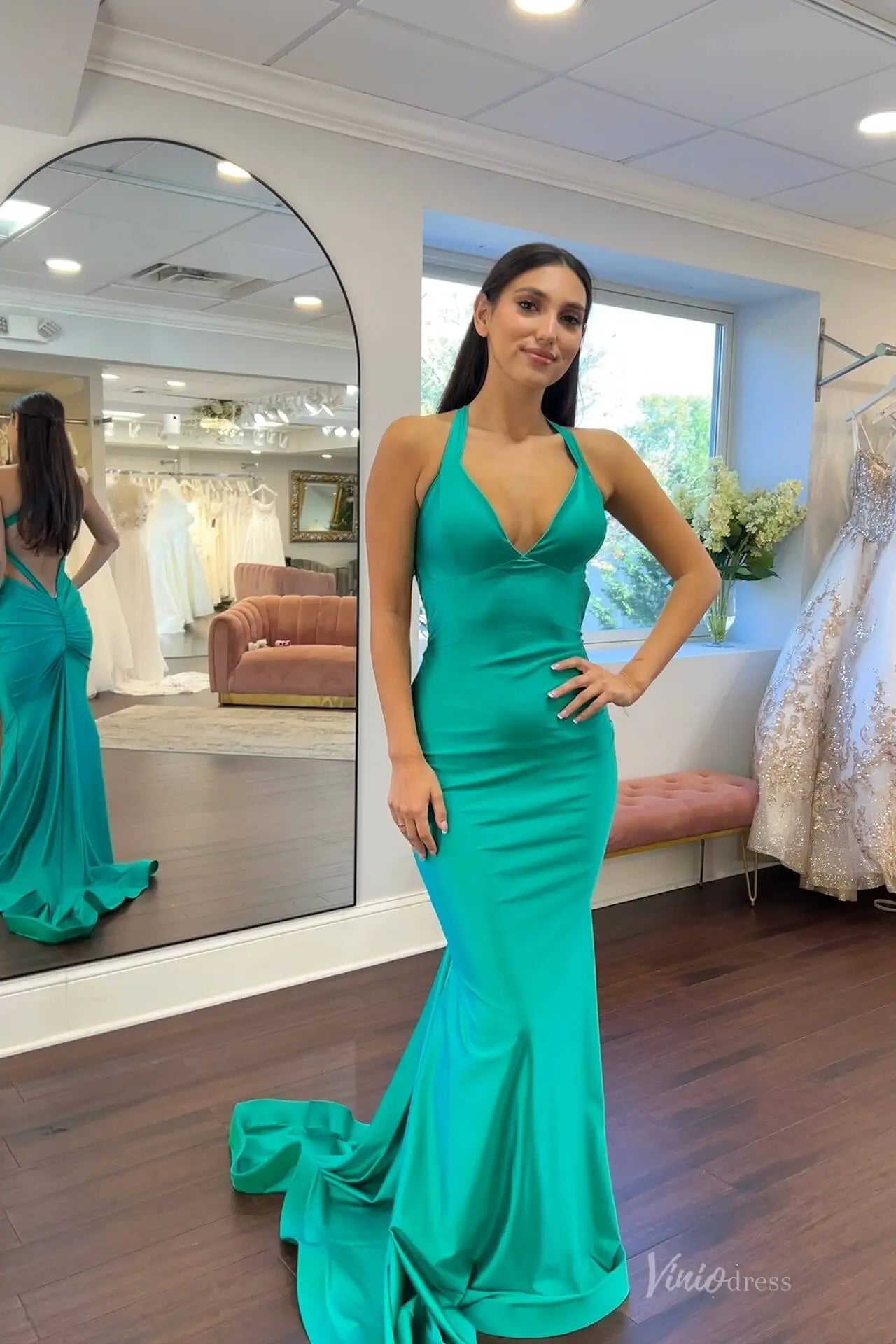 Emerald Green Halter Mermaid Prom Dress with Deep V Neck, Open Criss Cross Back & Sweep Train – SS155
