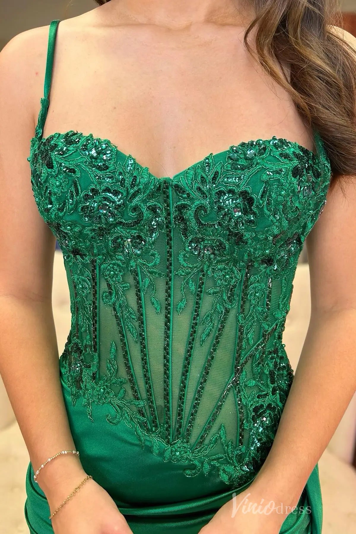 Emerald Green Satin Prom Dress with Beaded Corset Bodice, Spaghetti Straps, and High Slit – SS044-prom dresses 2025 -Viniodress-Green-Custom Size-