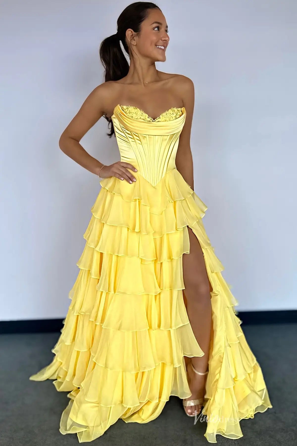 Emerald Green Strapless Corset Prom Dress with Tiered Ruffle Skirt & Slit RF301-prom dresses 2026-Viniodress-Emerald-Custom Size-