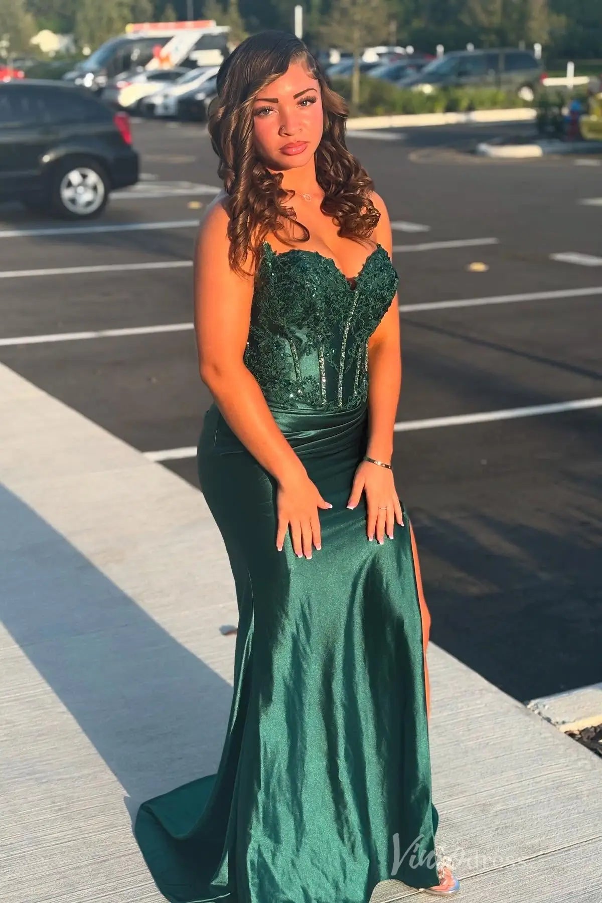 Emerald Green Strapless Prom Dress with Beaded Lace Corset, Satin Skirt, High Slit – SS089-prom dresses 2025 -Viniodress-Emerald-Custom Size-