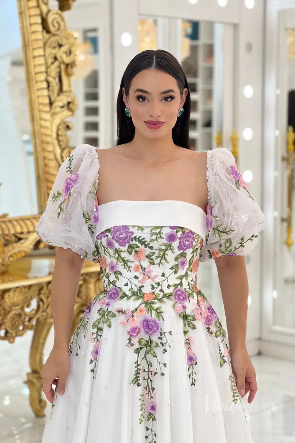 Enchanting Floral Embroidered A-Line Wedding Dress with Pearl-Beaded Skirt & Removable Puff Sleeves – FW250-wedding dresses 2025 -Viniodress-Ivory-Custom Size-