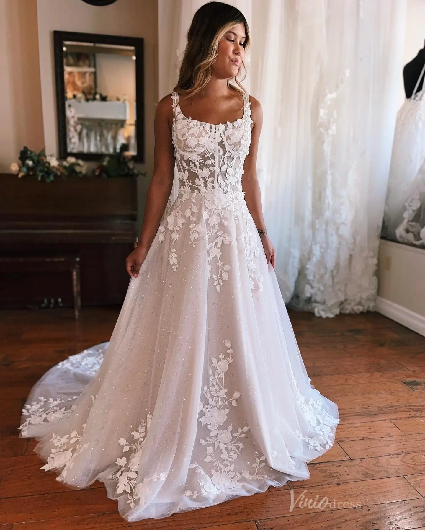 Enchanting Floral Lace A-Line Wedding Dress with Sheer Corset Bodice, Removable Long Sleeves & Chapel Train – LA145-wedding dresses 2025 -Viniodress-Ivory-Custom Size-