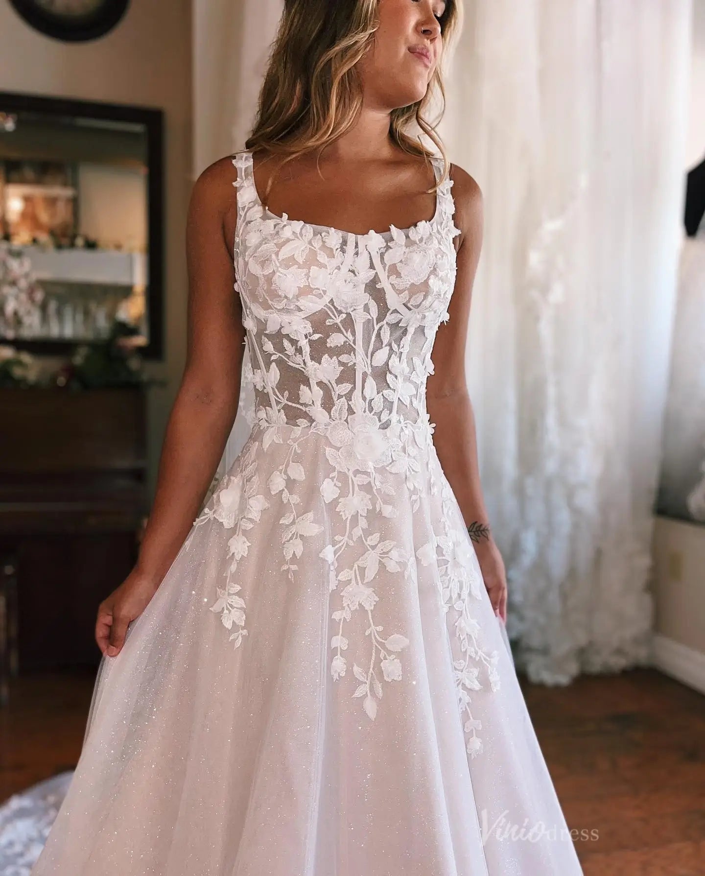 Enchanting Floral Lace A-Line Wedding Dress with Sheer Corset Bodice, Removable Long Sleeves & Chapel Train – LA145-wedding dresses 2025 -Viniodress-Ivory-Custom Size-