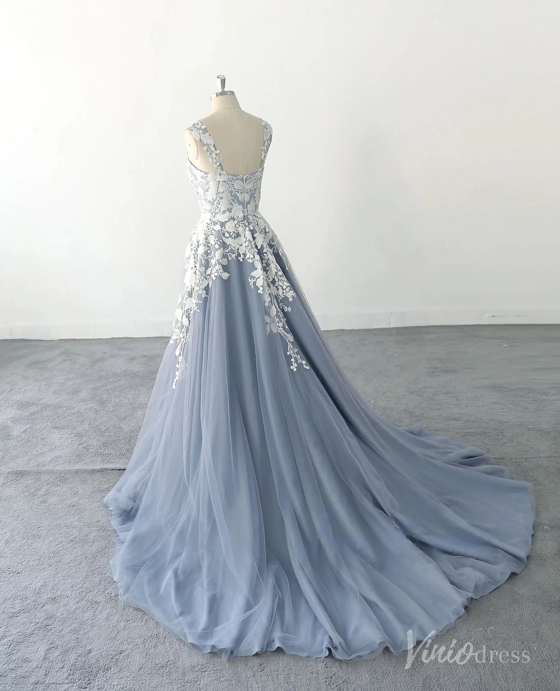 Ethereal Dusty Blue Floral Lace Wedding Dress with Wide Straps, Sweetheart Neckline & Chapel Train – FW233-wedding dresses 2025 -Viniodress-Dusty Blue-Custom Size-