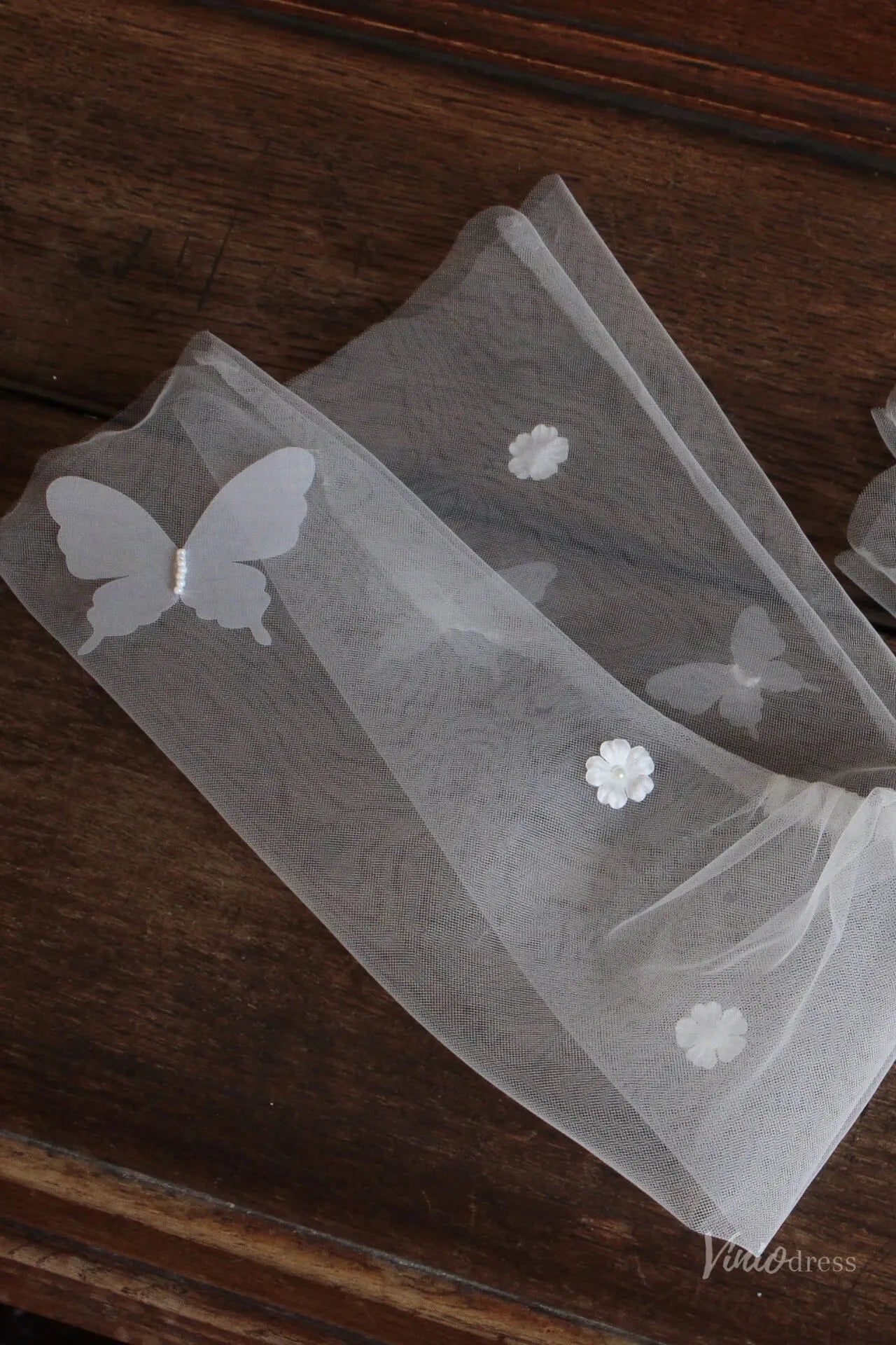 Ethereal Fingerless Sheer Tulle Bridal Gloves with Butterfly & Flowers WG171-Bridal Gloves 2026-Viniodress-Ivory-