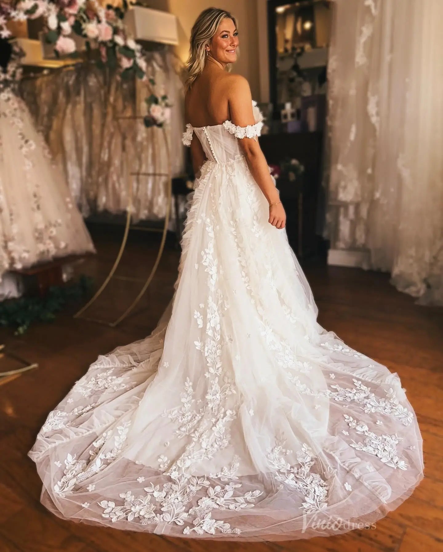 Ethereal Ivory Off-Shoulder Floral Appliqué A-Line Wedding Dress with Removable Sleeves & Chapel Train – LA144-wedding dresses 2025 -Viniodress-Ivory-Custom Size-