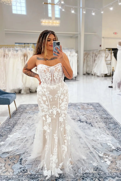 Ethereal Strapless 3D Floral Lace Mermaid Wedding Dress with Sweetheart Neckline & Sheer Corset Bodice – ML179