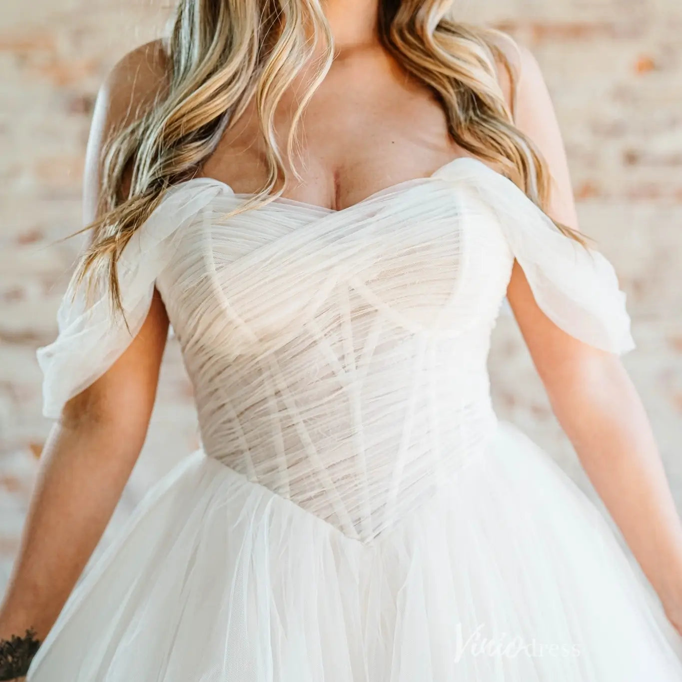 Ethereal Tulle Ball Gown Wedding Dress with Draped Off-Shoulder Sleeves, Sheer Corset Bodice & Chapel Train – RM002-wedding dresses 2026-Viniodress-Ivory-Custom Size-