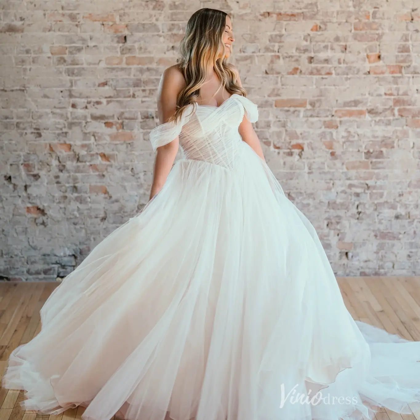 Ethereal Tulle Ball Gown Wedding Dress with Draped Off-Shoulder Sleeves, Sheer Corset Bodice & Chapel Train – RM002-wedding dresses 2026-Viniodress-Ivory-Custom Size-