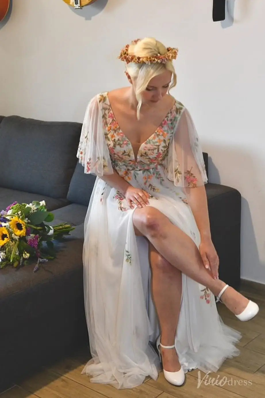 Floral Botanical Elopement Wedding Dresses Whimsical Angel Sleeve Bridal Gown FW212-wedding dresses 2025 -Viniodress-Ivory-Custom Size-