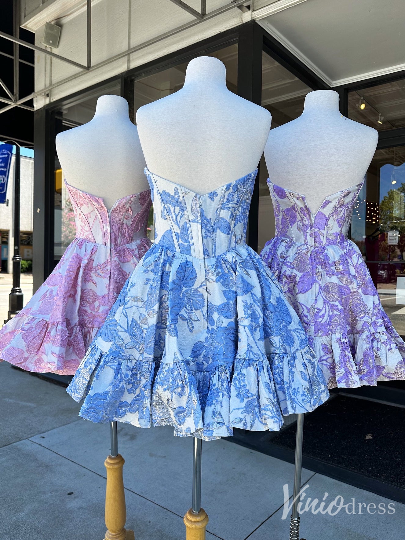 Floral Brocade Strapless Corset Homecoming Dress with Ruffle Hem – Style SD1708-prom dresses 2025 -Viniodress-Custom Colors-Custom Size-