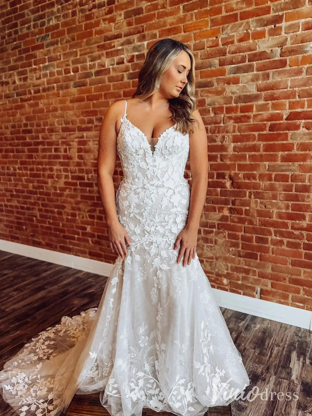 Floral Lace Plus Size Mermaid Wedding Dress with Spaghetti Straps and Chapel Train – ML143-wedding dresses 2025 -Viniodress-Ivory-Custom Size-