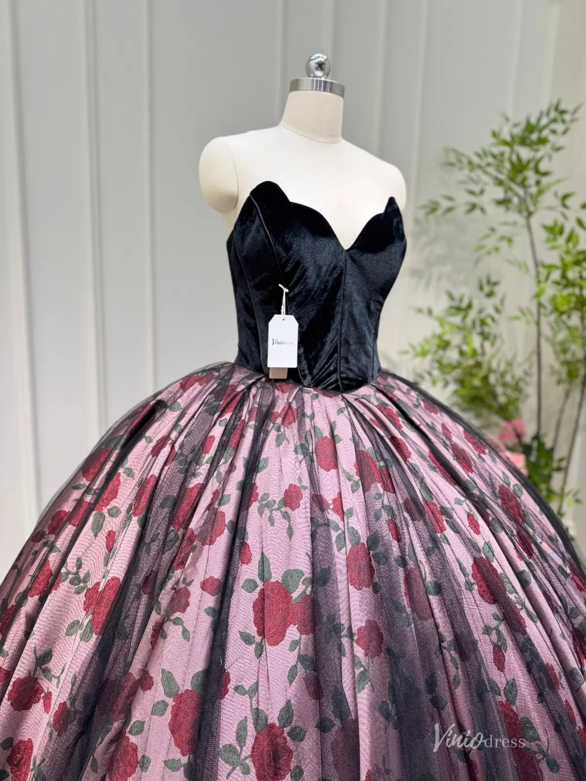 QC020-Quinceanera Dresses 2026-Viniodress-Black-Sweetheart-Custom Size – Add Measurements in Cart