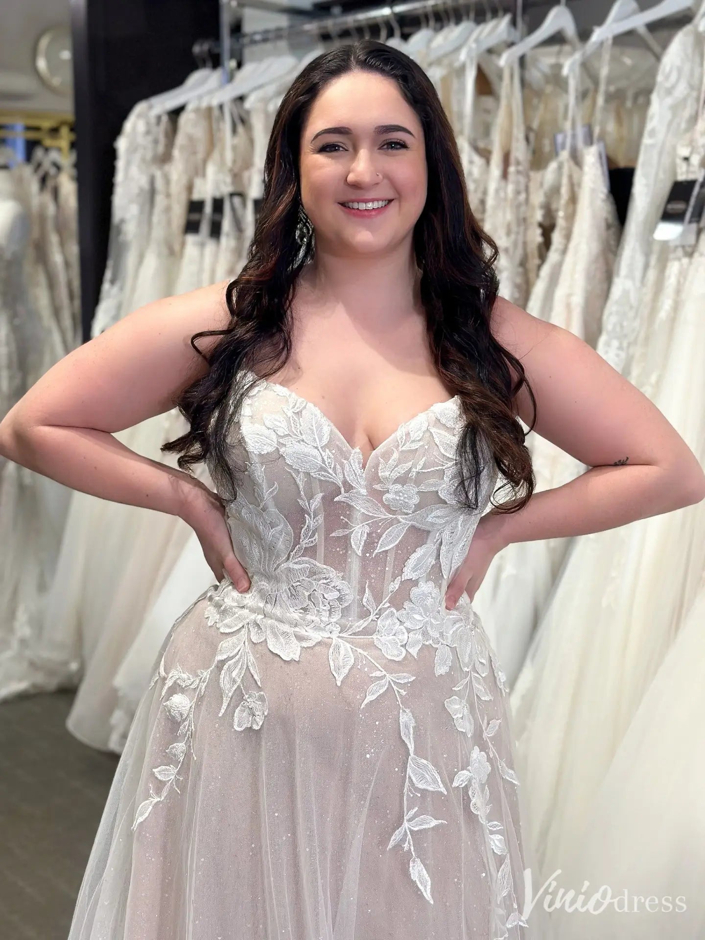 Glitter Tulle A-Line Wedding Dress with Slit, Floral Lace Appliqué, Spaghetti Straps – VW2588-wedding dresses 2025 -Viniodress-Nude-Custom Size-