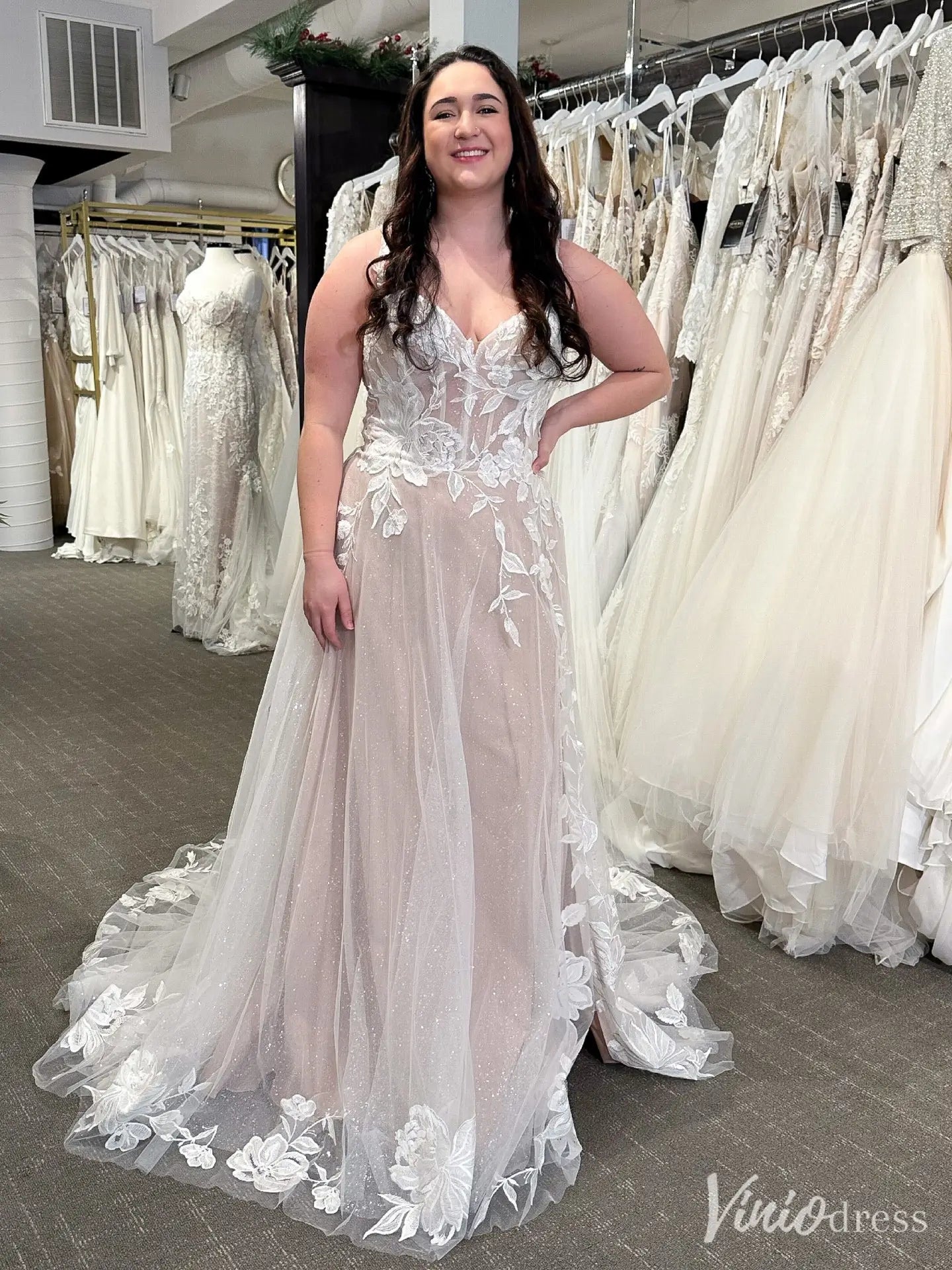 Glitter Tulle A-Line Wedding Dress with Slit, Floral Lace Appliqué, Spaghetti Straps – VW2588-wedding dresses 2025 -Viniodress-Nude-Custom Size-