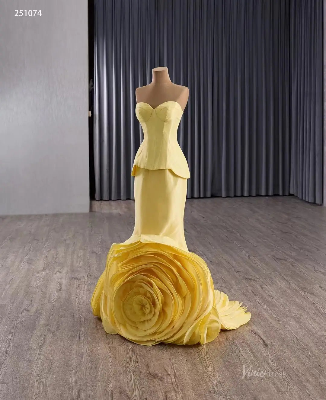 Golden Yellow Mermaid Wedding Gown Rosette Pageant Dress with Strapless Sweetheart Neck 251074-Pageant Dress 2026-Viniodress-Yellow-Custom Size-