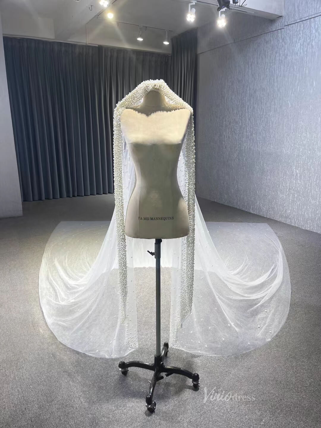 Gorgeous Beaded Strapless Wedding Dresses Sweetheart Neck Bridal Gown 231082-wedding dresses 2025 -Viniodress-Ivory-Custom Size-