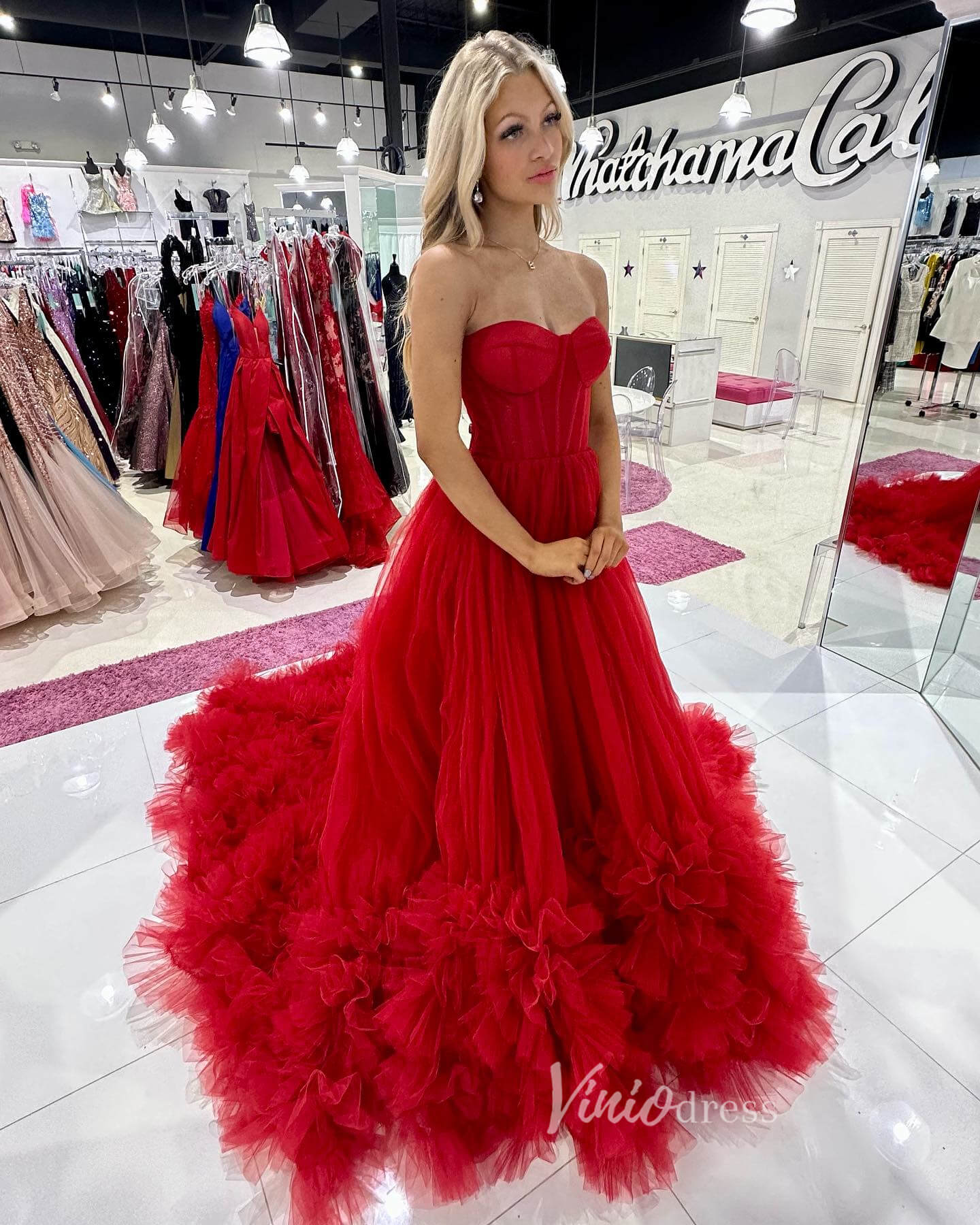 Gorgeous Black Tiered Prom Dresses Strapless Ruffle Tulle Ball Gown FD Viniodress Gorgeous Black Tiered Prom Dresses Strapless Ruffle Tulle Ball Gown FD Viniodress