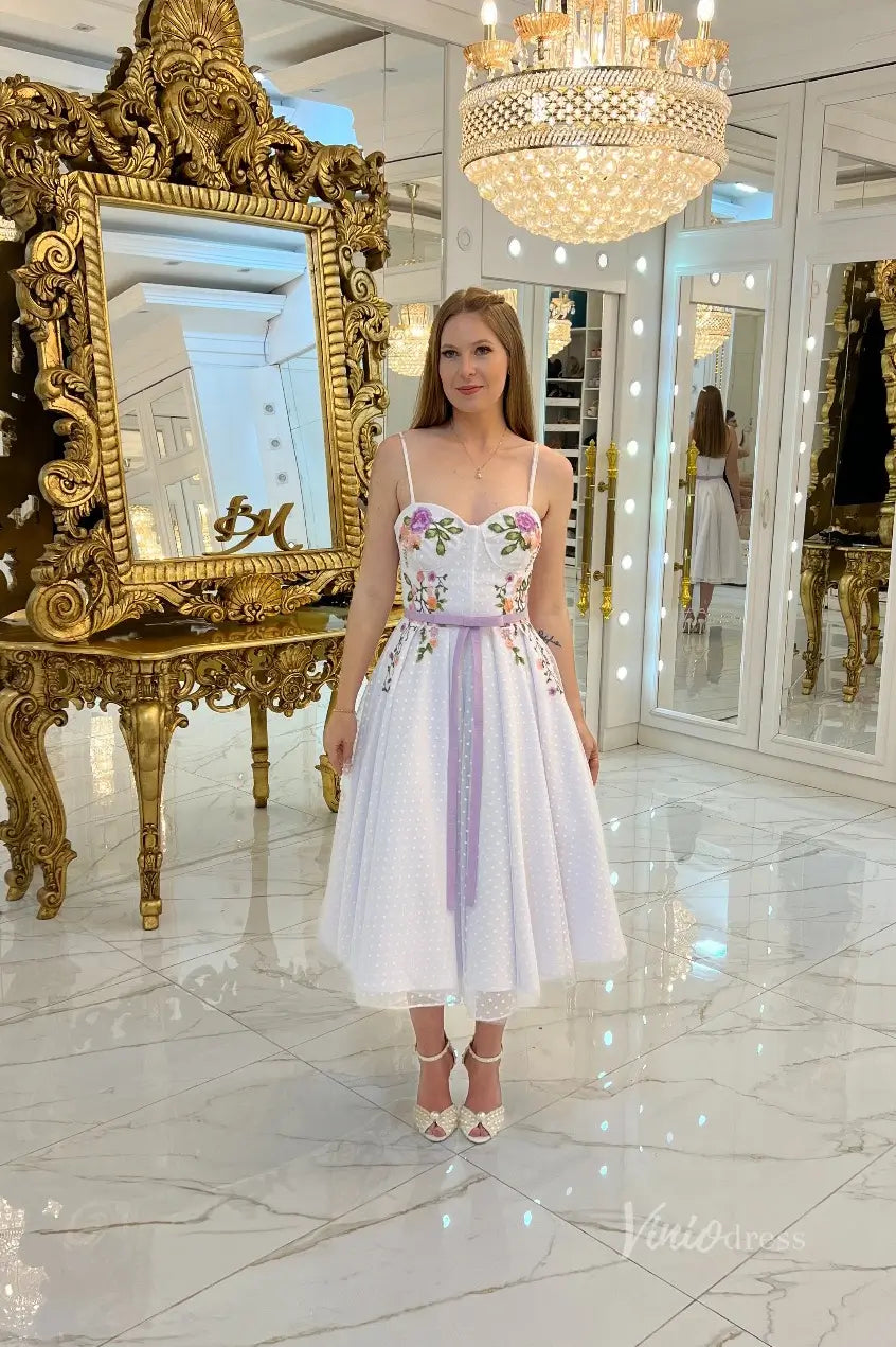 Graceful Floral Embroidered Midi Wedding Dress with Sweetheart Bustier & Dotted Tulle Skirt – FW252-wedding dresses 2025 -Viniodress-White-Custom Size-