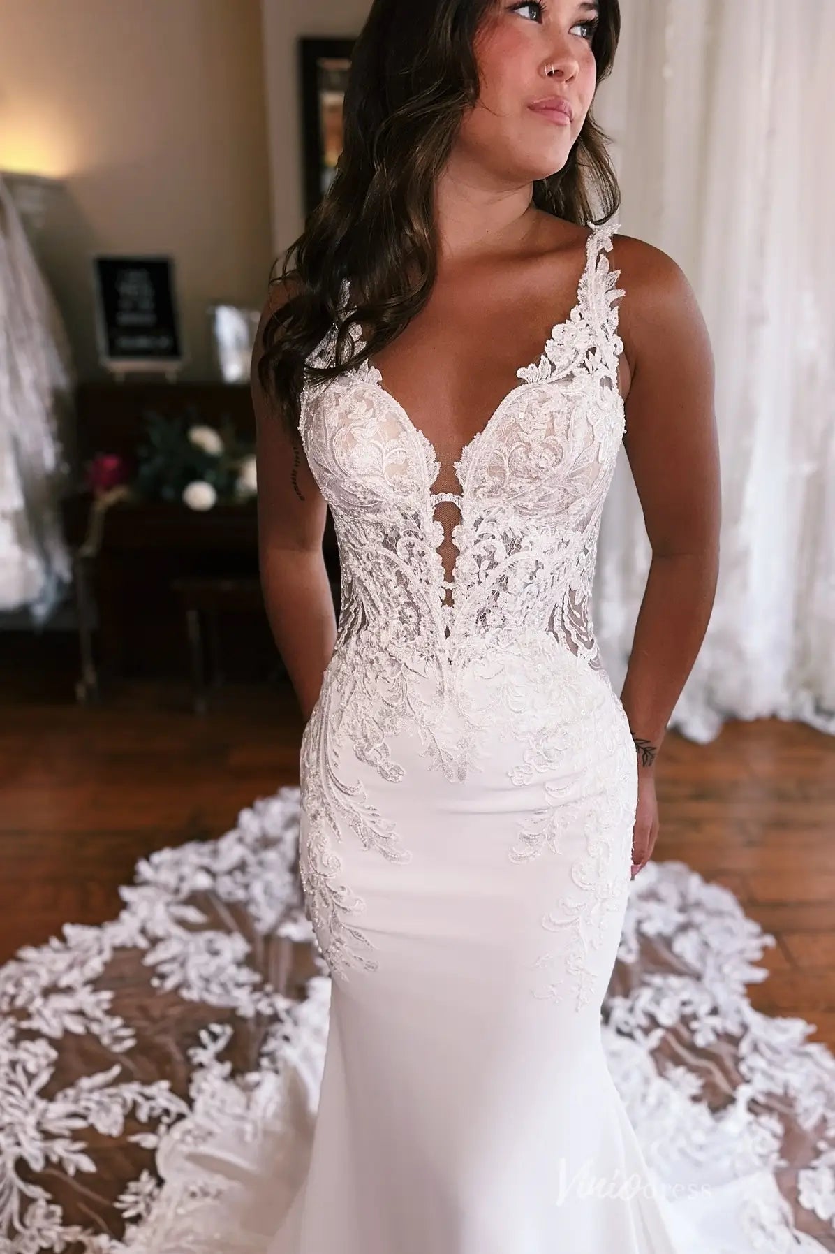 Graceful Lace Fit-and-Flare Wedding Dress with Illusion Back & Cathedral Train – SL001-wedding dresses 2026-Viniodress-Ivory-Custom Size-