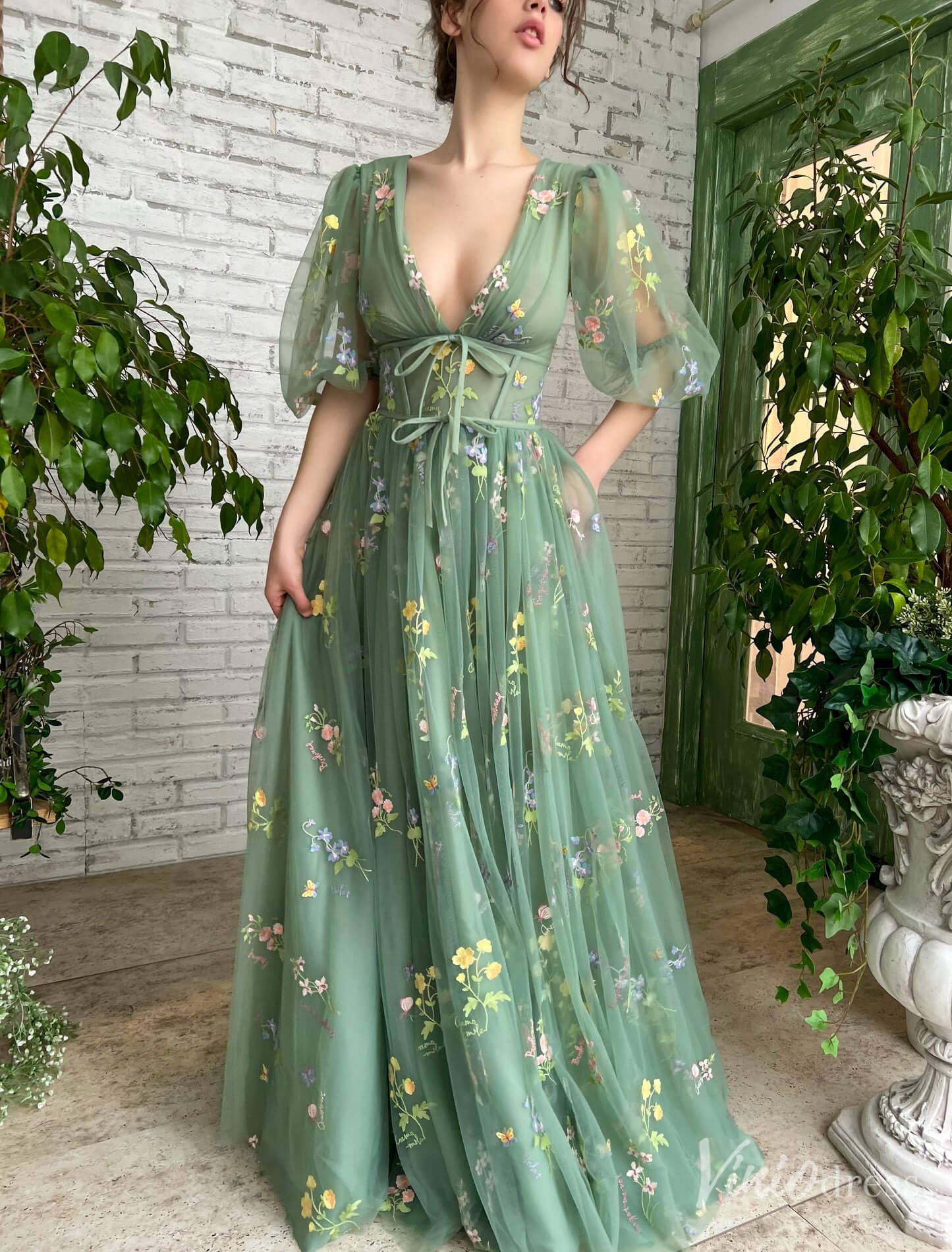 Green Floral Lace Prom Dresses Sheer Half Sleeve V-Neck TO008-prom dresses-Viniodress-Viniodress