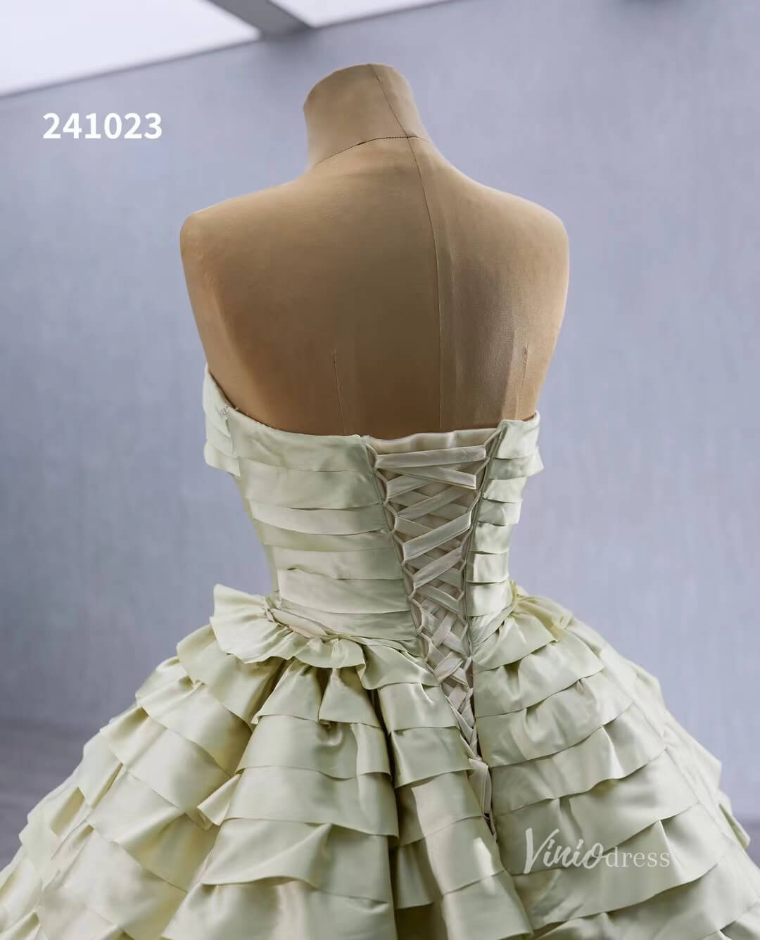 Green Ruffled Off the Shoulder Wedding Dresses Removable Sleeve Quinceanera Dress 241023-Quinceanera Dresses 2025 -Viniodress-Green-Custom Size-