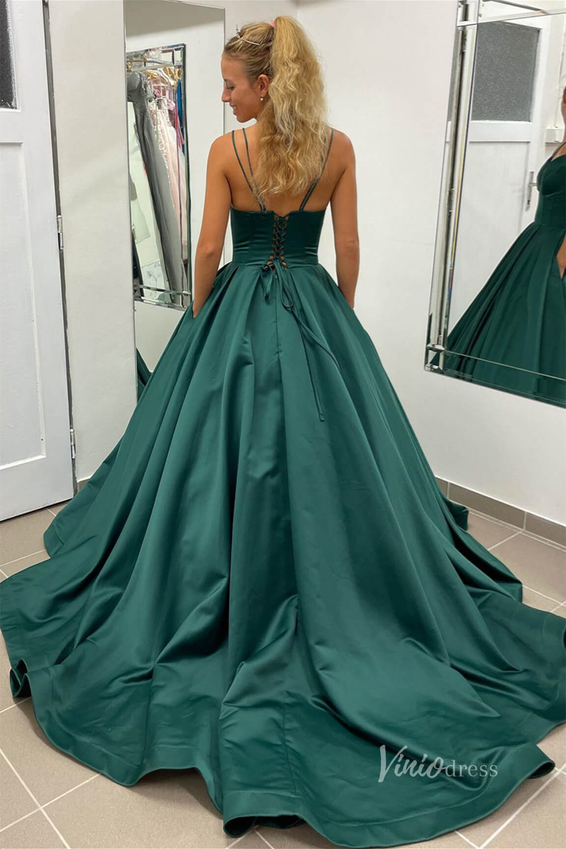 Green Satin Prom Dresses Spaghetti Strap Corset Back FD3992 - Viniodressprom dressesGreenCustom Size - Formal Dresses - Ball Gowns