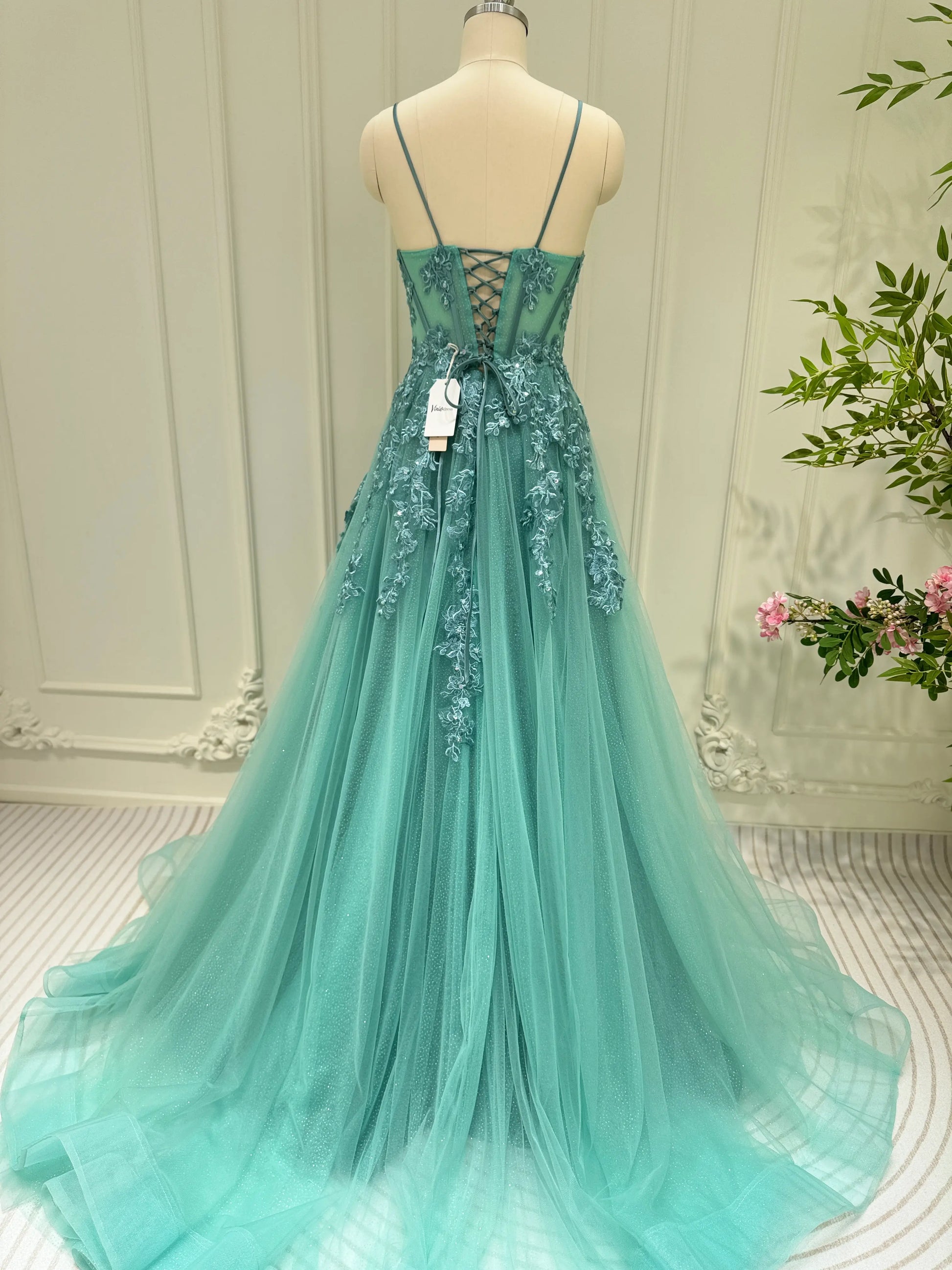 Greyish Green Lace Applique Sparkly Tulle Prom Dresses Spaghetti Strap Viniodress Greyish Green Lace Applique Sparkly Tulle Prom Dresses Spaghetti Strap Viniodress