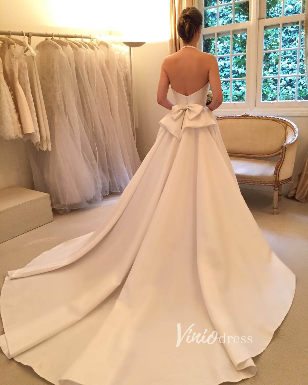 Halter Neck Cathedral Wedding Wedding Gown with Bow W2056-wedding dresses 2025 -Viniodress-Ivory-Custom Size-