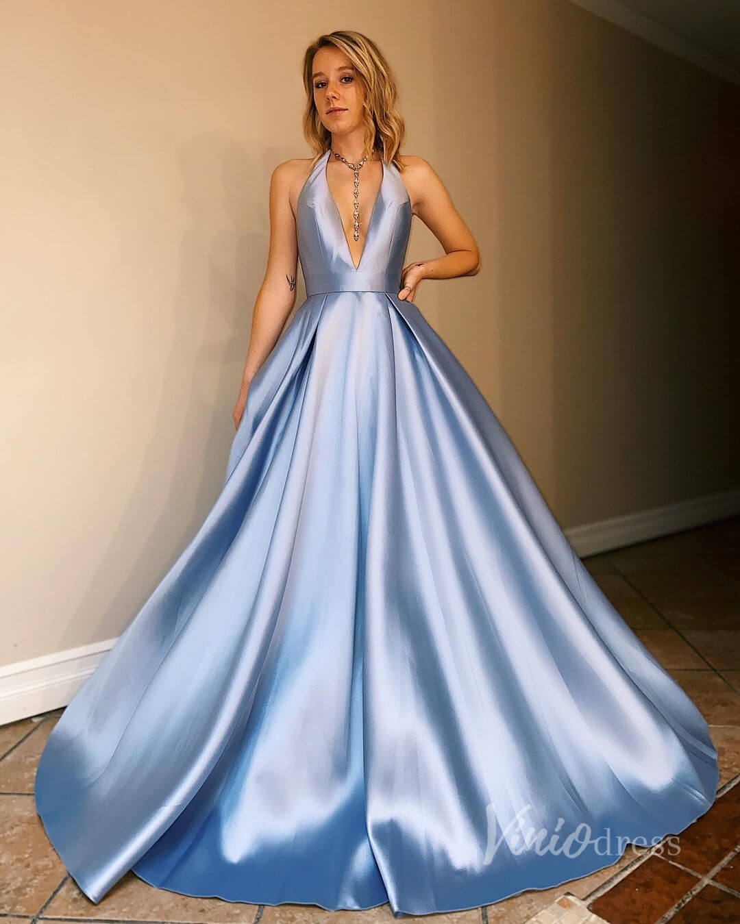 Prom Dress 2025 Halter V-neck Backless Satin Prom Dresses with Pockets FD2850-unique prom dresses-Dusty Blue-Custom Size-Viniodress