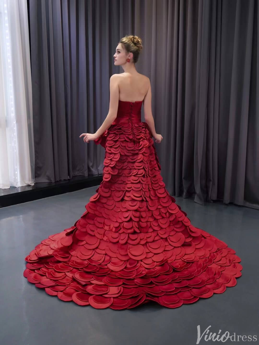 Haute Couture Red Mermaid Wedding Dresses Tiered Petal Pageant Gown 241096-Prom Dresses-Viniodress-Viniodress