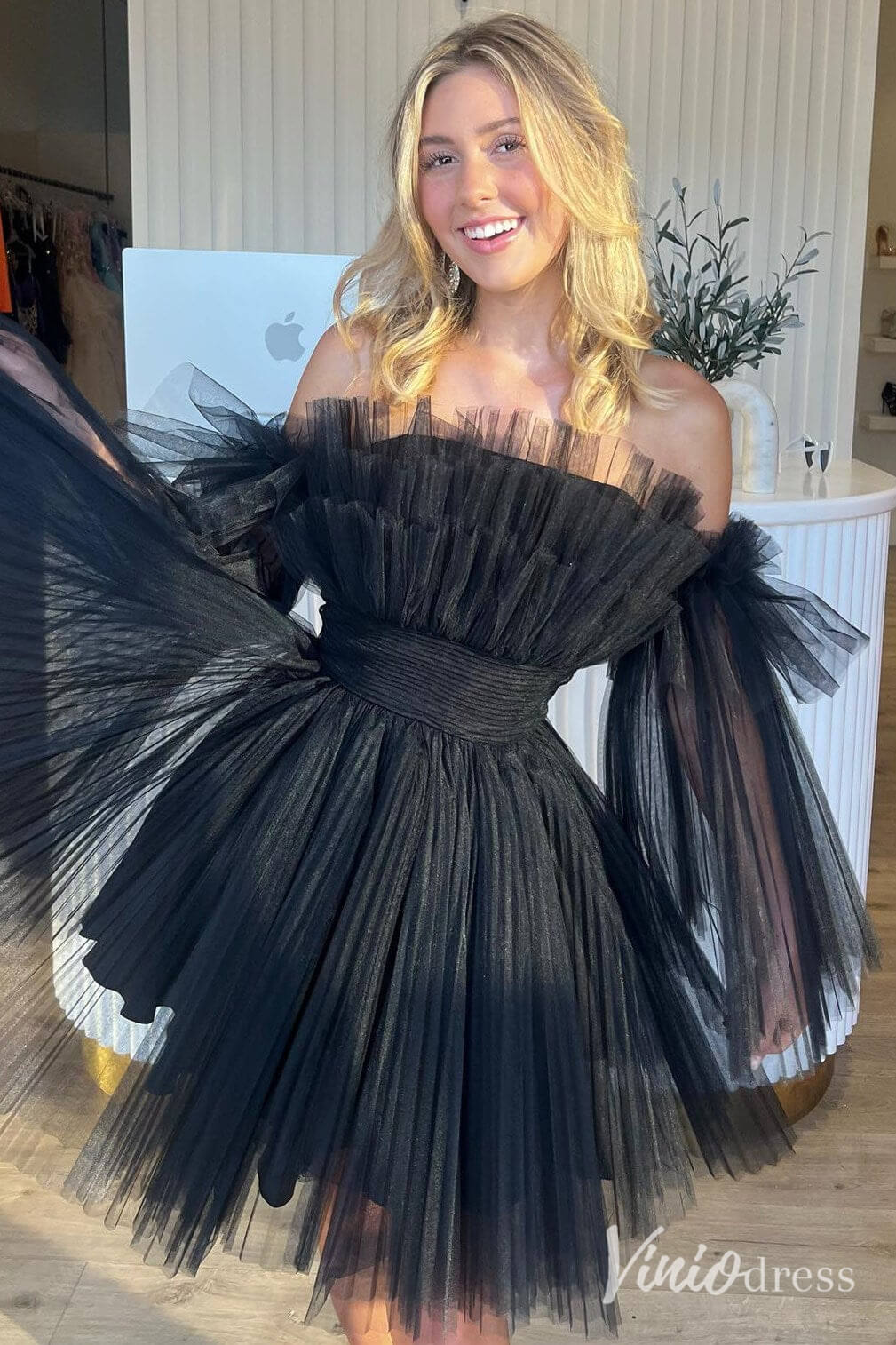 Black Ruffle Pleated Homecoming Dresses Tulle A - Line Short Prom Dress SD1653 - ViniodressHomecoming DressesBlackCustom Size - Formal Dresses - Ball Gowns