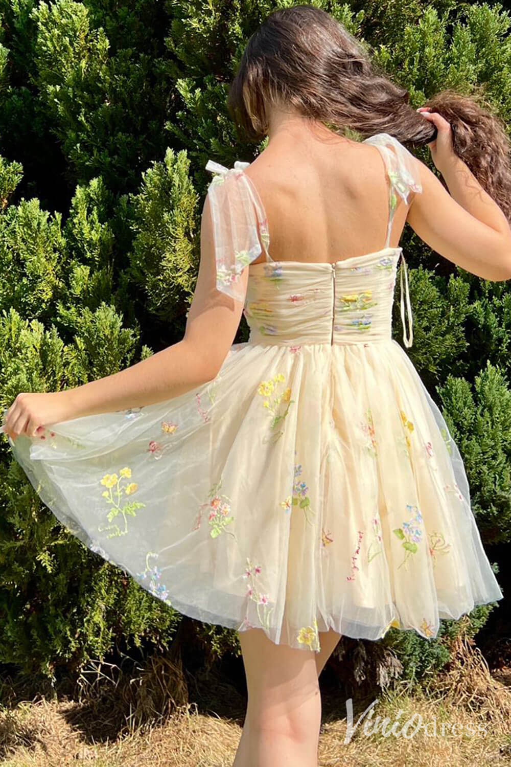 Yellow Floral Lace Homecoming Dresses Spaghetti Strap Graduation Dress SD1667 - ViniodressHomecoming DressesYellowCustom Size - Formal Dresses - Ball Gowns