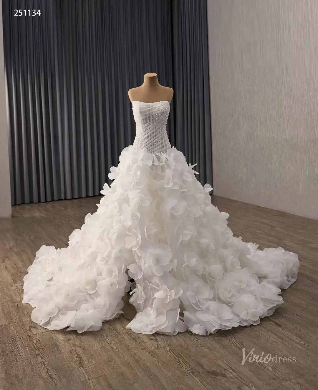 Ivory 3D Floral Wedding Dress with Pearl Corset, Removable Off-Shoulder Sleeves & Sculptural Flower Skirt – 251134-wedding dresses 2026-Viniodress-Ivory-Custom Size – Add Measurements in Cart-