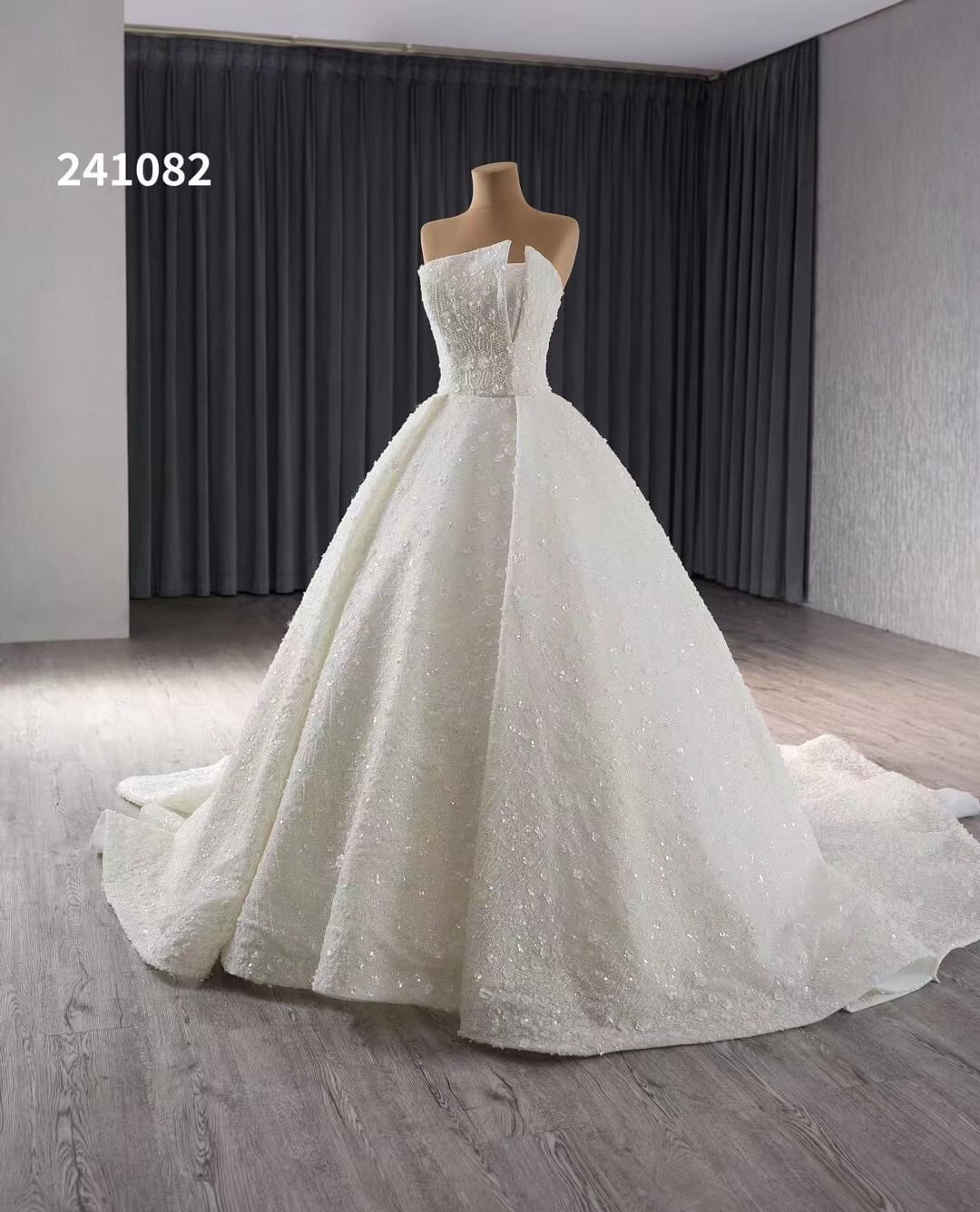 Ivory Beaded Flower Lace Wedding Gowns Strapless Sparkly Quince Dress 241082-Quinceanera Dresses-Viniodress-Viniodress