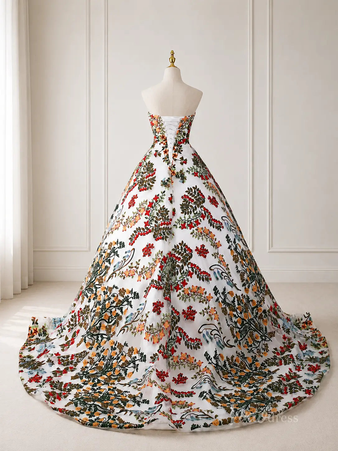 Ivory Botanical Floral Embroidered Ball Gown Wedding Dress with Strapless Sweetheart Neckline & Corset Back - FW270-wedding dresses 2026-Viniodress-Ivory-Custom Size – Add Measurements in Cart-