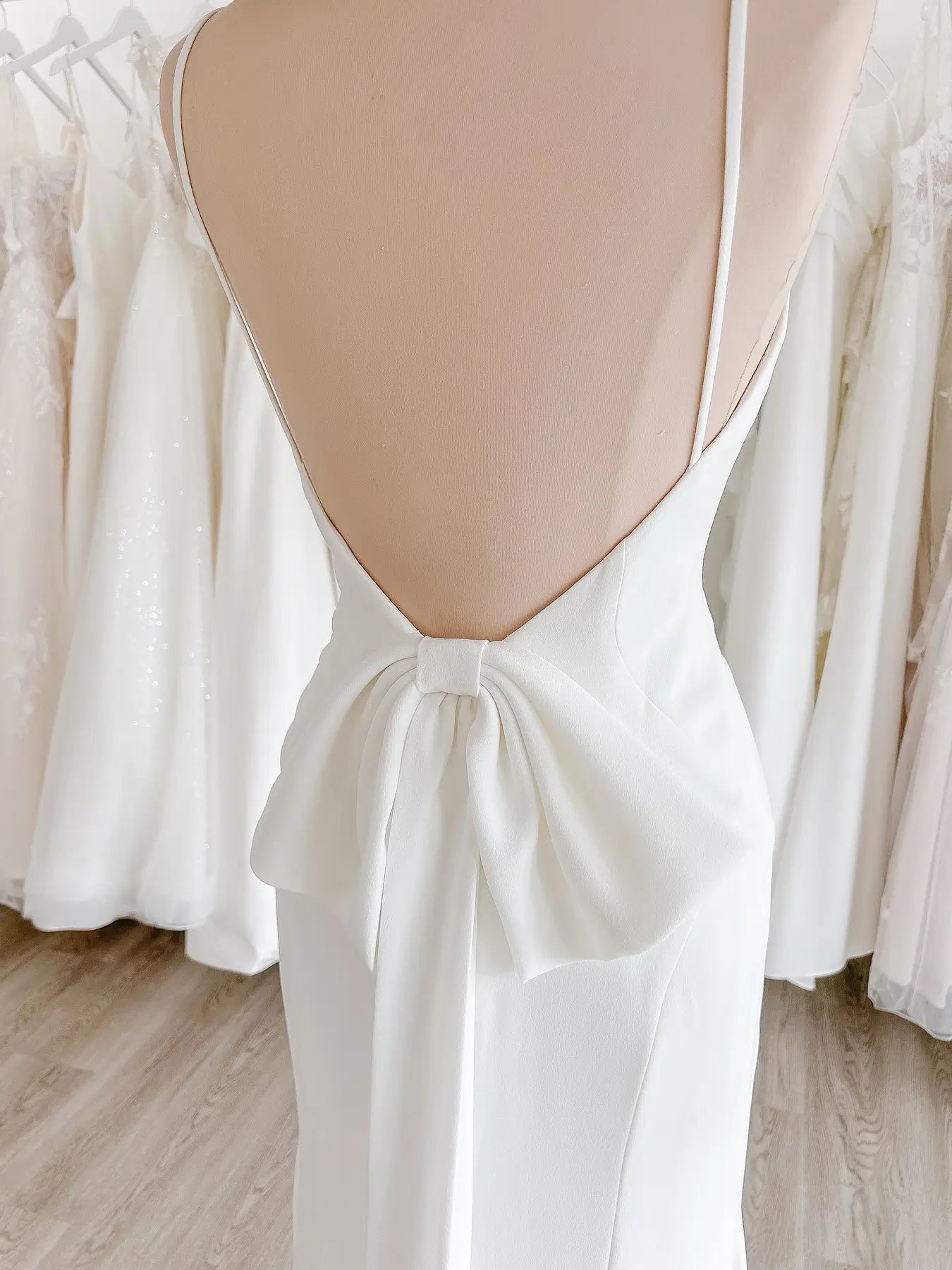 Ivory Crepe Minimalist Wedding Dress with Spaghetti Straps, Low Open Back Bow & Sweep Train – MN136-wedding dresses 2025 -Viniodress-Ivory-Custom Size-