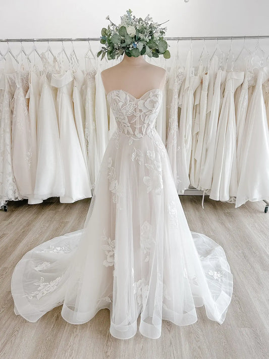 Ivory Floral Appliqué Strapless A-Line Wedding Dress with Sheer Corset Bodice and Chapel Train – LA127-wedding dresses 2025 -Viniodress-Ivory-Custom Size-