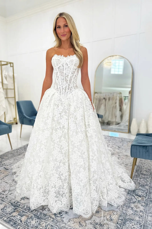 Ivory Floral Lace Ball Gown Wedding Dress with Sweetheart Corset Bodice & Chapel Train – LC112
