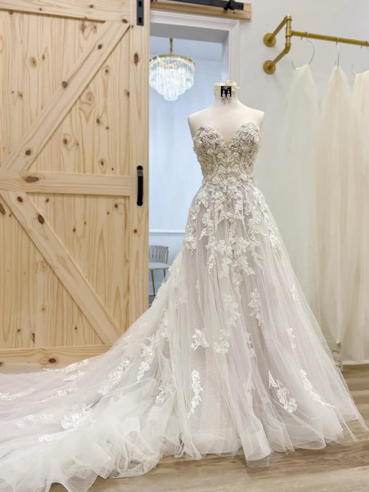 Ivory Floral Lace Strapless A-Line Wedding Dress with Sweetheart Neckline and Chapel Train – LA128-wedding dresses 2025 -Viniodress-Ivory-Custom Size-