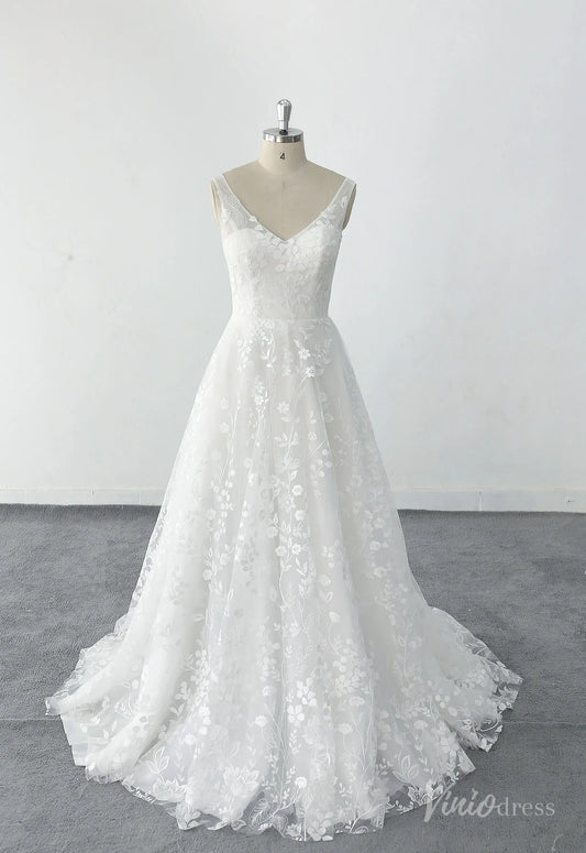 Ivory Floral Lace Wedding Dress with V-Neckline, Illusion Back & Sweep Train – LA141-wedding dresses 2025 -Viniodress-Ivory-Custom Size-