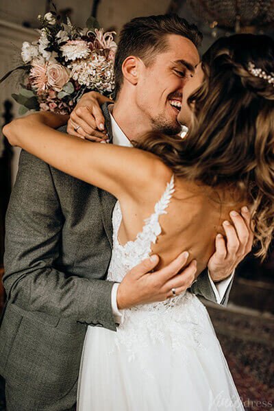 Ivory Lace Applique Rustic Wedding Dresses V-Neck Country Bridal Gown VW2153-wedding dresses 2025 -Viniodress-Ivory-Custom Size-